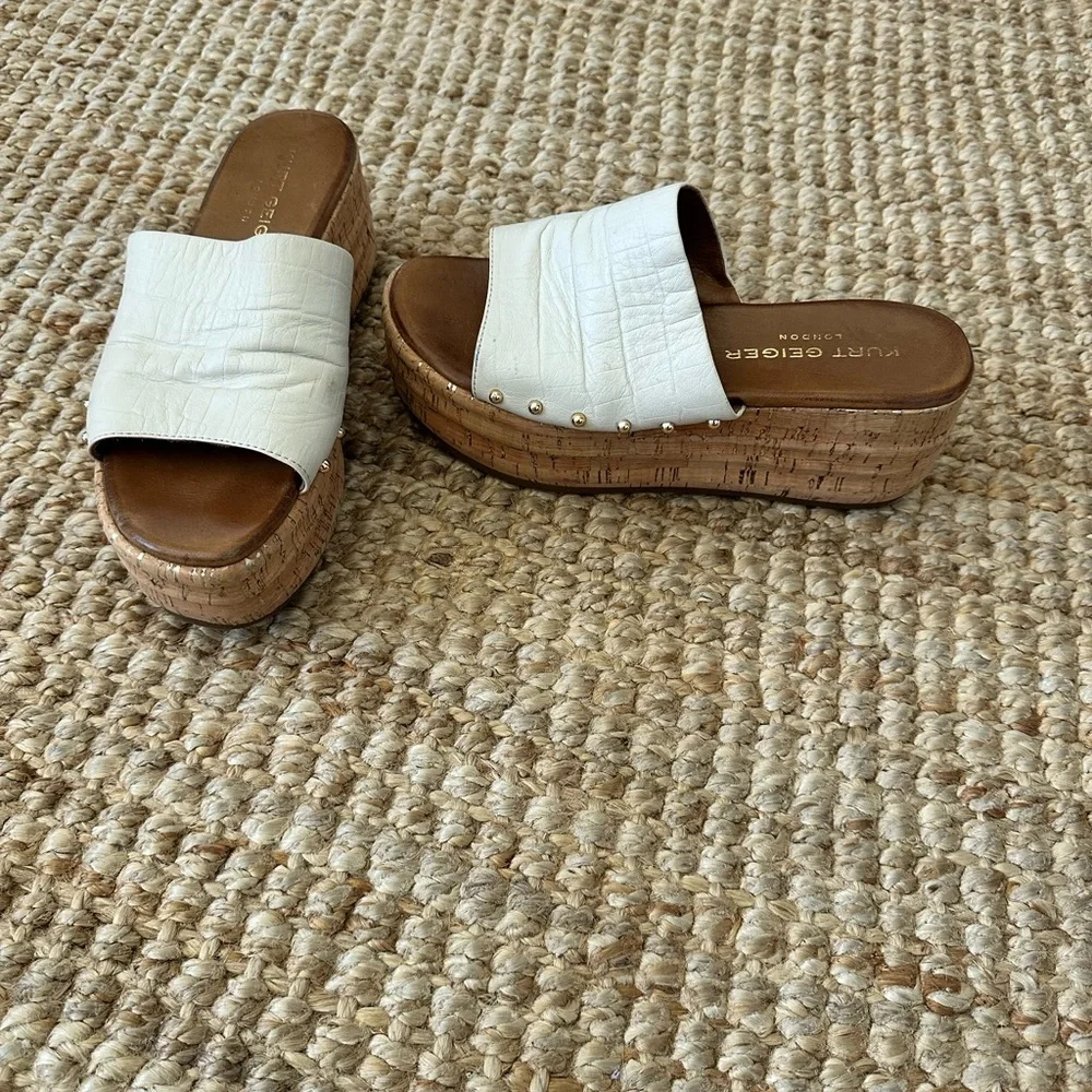 KURT GEIGER Women's Monica Croc-embossed Platform Slide size 37